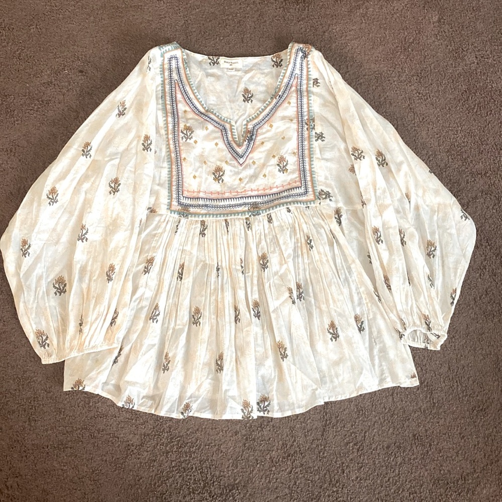 NWOT- Worldmarket top size L/xL